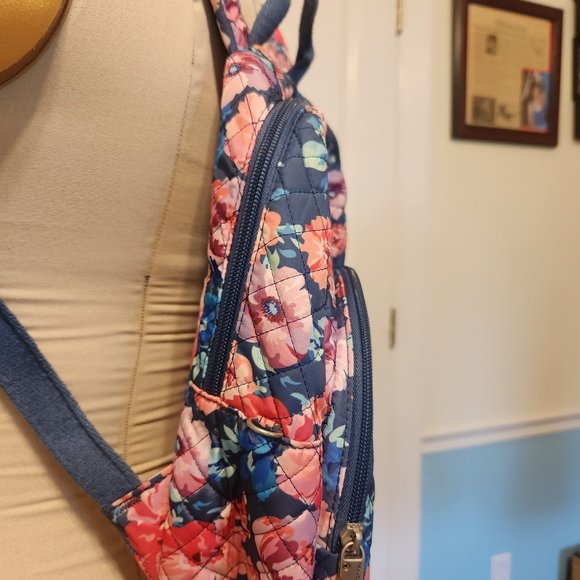 Travelon Anti-theft Backpack - EUC - Picture 4 of 7